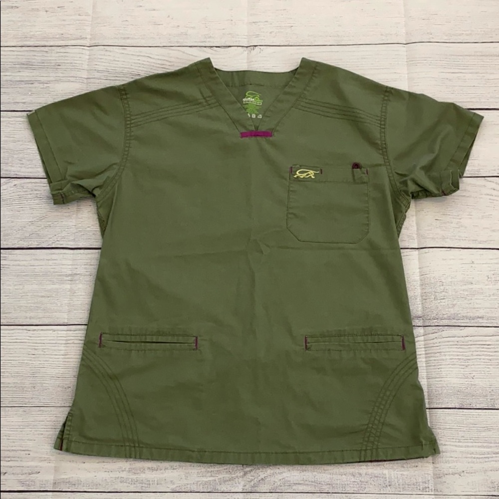 Iguana Med Scrub Top